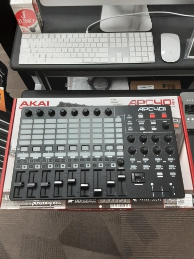 Akai - APC40 MKII